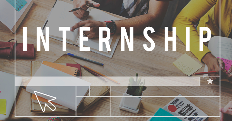 Students collaborate around a table with notebooks, pens, and study materials while the word “INTERNSHIP” appears prominently across the image. The image represents preparing for internship opportunities through teamwork, planning, and using LinkedIn for internships and professional networking.